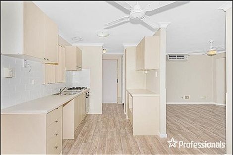 Property photo of 11 Shell Close Cooloongup WA 6168