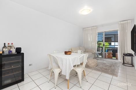 Property photo of 2/21 Edmondstone Street Newmarket QLD 4051