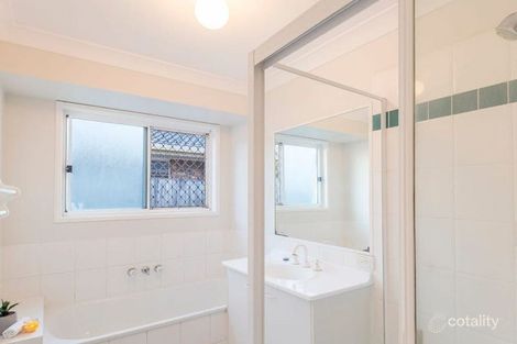 Property photo of 71 Bushland Drive Regents Park QLD 4118