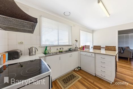 Property photo of 42 Chedgey Drive St Albans VIC 3021