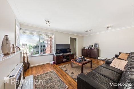 Property photo of 42 Chedgey Drive St Albans VIC 3021