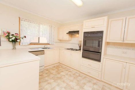 Property photo of 4 Simon Court Red Cliffs VIC 3496