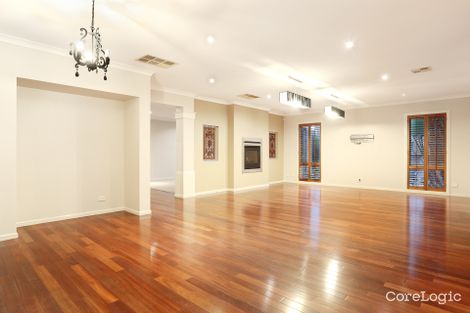 Property photo of 17 Hemsley Promenade Point Cook VIC 3030