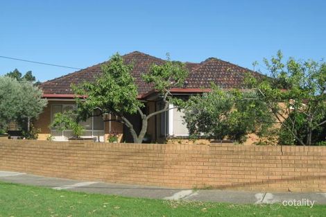 Property photo of 40 Lodden Street Sunshine North VIC 3020