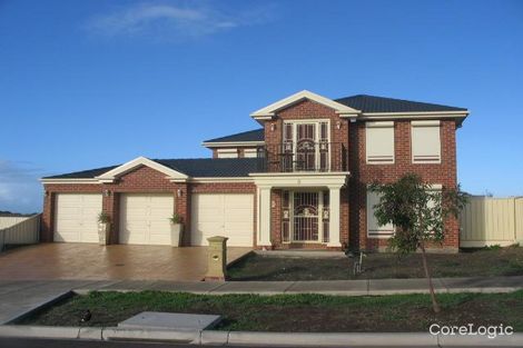 Property photo of 8 Jonesfield Corner Cairnlea VIC 3023