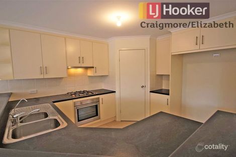 Property photo of 2 Boronia Court Munno Para West SA 5115