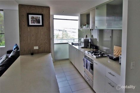 Property photo of 2/80 Lorimer Street Docklands VIC 3008