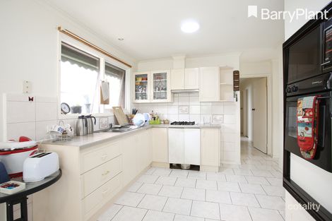 Property photo of 1 Brook Court Hampton Park VIC 3976
