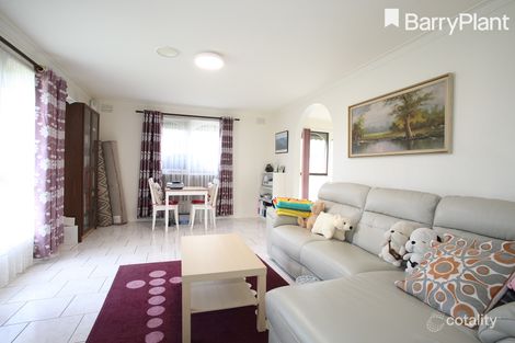 Property photo of 1 Brook Court Hampton Park VIC 3976