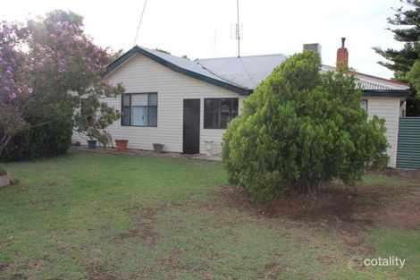 16 Dampier St, Wakool, NSW 2710