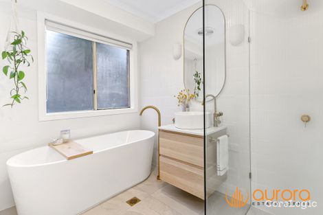 Property photo of 10 Plough Rise Narre Warren South VIC 3805