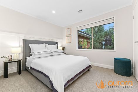 Property photo of 10 Plough Rise Narre Warren South VIC 3805