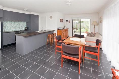 Property photo of 9 Sutherland Way Drouin VIC 3818