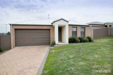 Property photo of 9 Sutherland Way Drouin VIC 3818