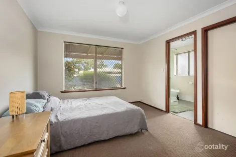 Property photo of 12 Morgan Loop Boulder WA 6432