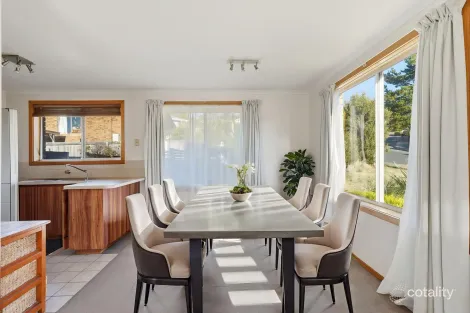 Property photo of 44 Cuthbertson Place Lenah Valley TAS 7008