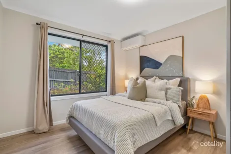 Property photo of 96 Redbourne Street Chermside West QLD 4032