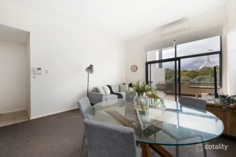 Property photo of 31/29 State Circle Deakin ACT 2600