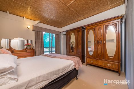 Property photo of 15 Aveley Road Belhus WA 6069