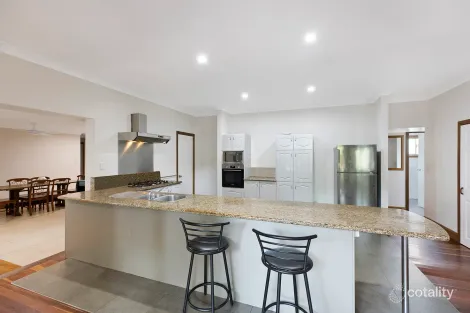 Property photo of 12 Edmondson Crescent Kincumber NSW 2251