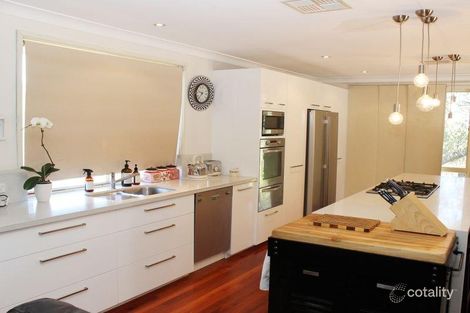 Property photo of 1 Stephen Close Green Point NSW 2251