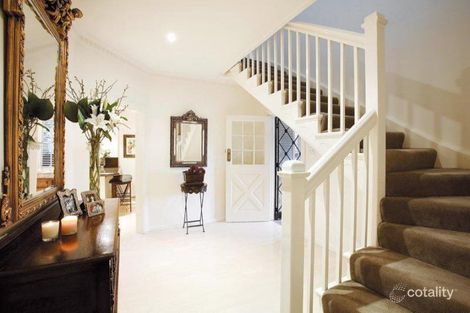 Property photo of 12 Merriwee Crescent Toorak VIC 3142