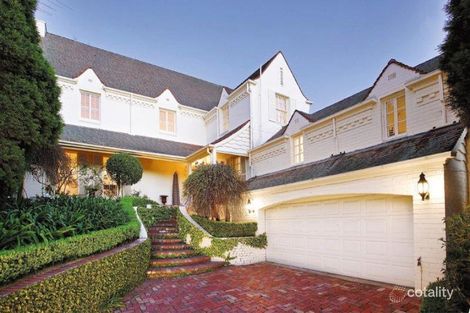 Property photo of 12 Merriwee Crescent Toorak VIC 3142