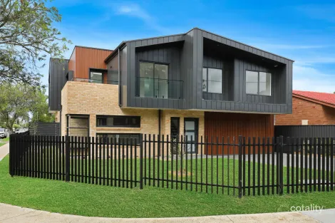 Property photo of 1 Foothills Road Balgownie NSW 2519