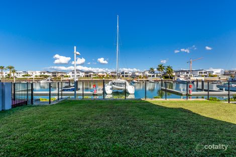 Property photo of 17 Park Cove Boulevard Hope Island QLD 4212