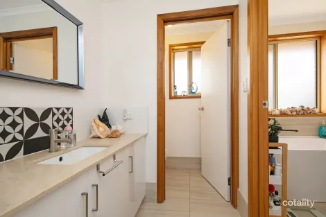 Property photo of 4/5A Burrows Street Willaston SA 5118