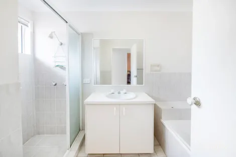 Property photo of 4 Resort Drive Robina QLD 4226