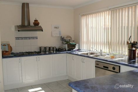 Property photo of 4 Stretton Place Wyndham Vale VIC 3024