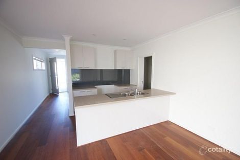 Property photo of 28 Shanahans Drive Cranbourne North VIC 3977