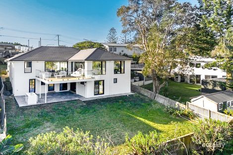 Property photo of 37 Carpenter Crescent Warriewood NSW 2102