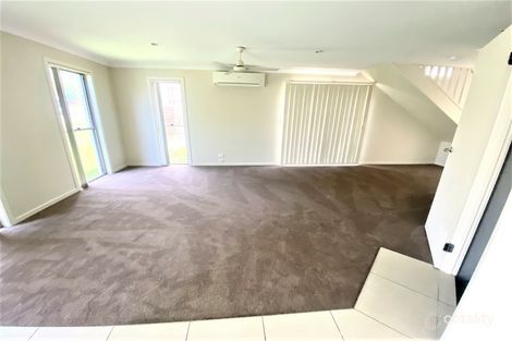 2/1 Elise Ave, Coomera, QLD 4209