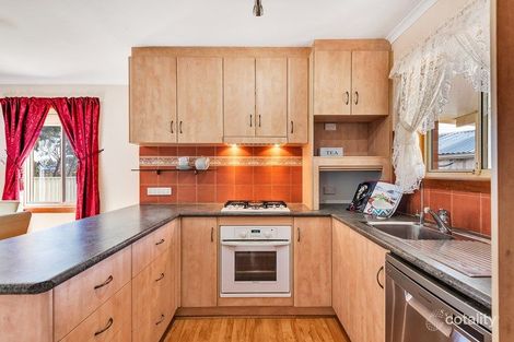 Property photo of 6 Alexander Crescent Christie Downs SA 5164