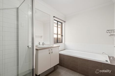 Property photo of 11 Westbourne Drive Doreen VIC 3754