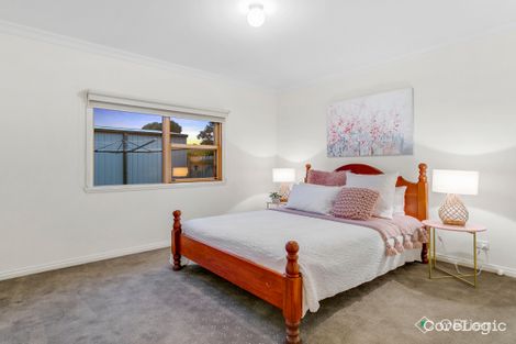 Property photo of 21 Eighth Avenue Chelsea Heights VIC 3196