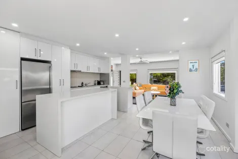 Property photo of 1/4 Noble Street Anglesea VIC 3230