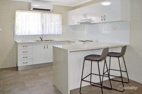 2/8 Nunga Cl, Manunda, QLD 4870