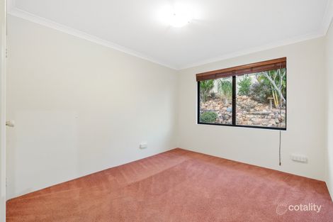 Property photo of 4 Treecrest Gardens Mount Richon WA 6112