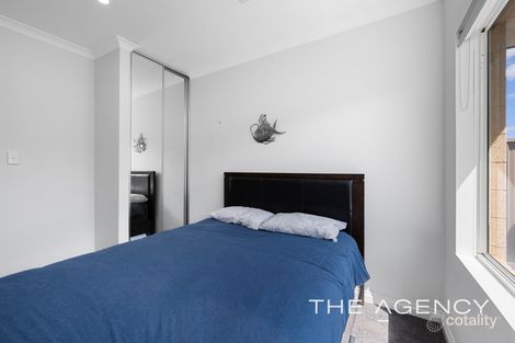 Property photo of 31 Keehner Entrance Martin WA 6110