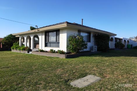 Property photo of 4 Dawe Street Australind WA 6233
