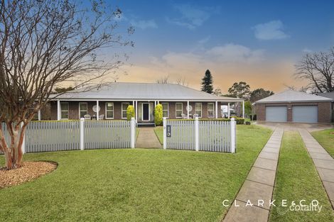 Property photo of 9 Williams Close Lorn NSW 2320