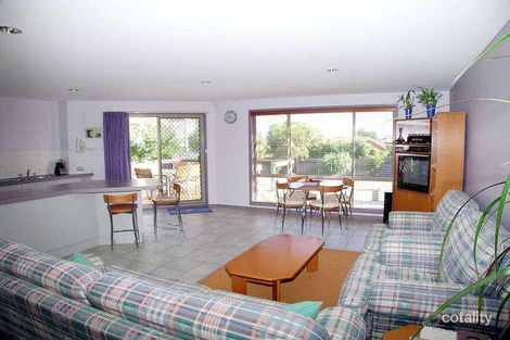 Property photo of 32 Derrington Crescent Bonython ACT 2905