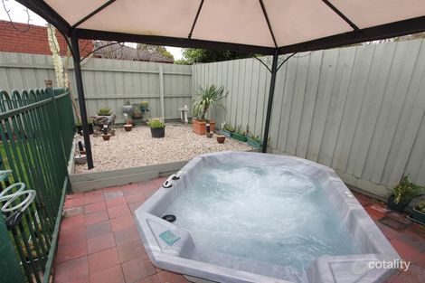 Property photo of 7 Digby Court Frankston VIC 3199
