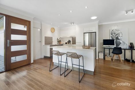 Property photo of 2/23 Drake Avenue Paradise Point QLD 4216