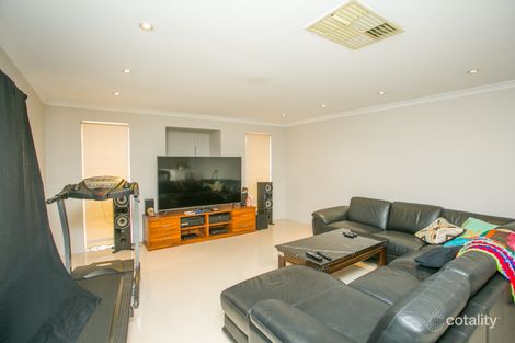 Property photo of 58 Morton Loop Canning Vale WA 6155