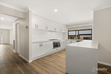 Property photo of 13 Grieve Way Wodonga VIC 3690