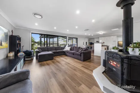 Property photo of 32 Buckingham Street Pitt Town NSW 2756